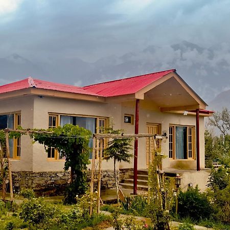 Orgventure Resorts Скарду Экстерьер фото