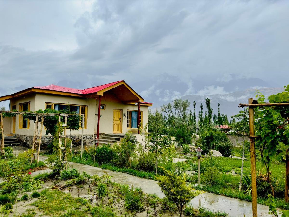 Orgventure Resorts Скарду Экстерьер фото