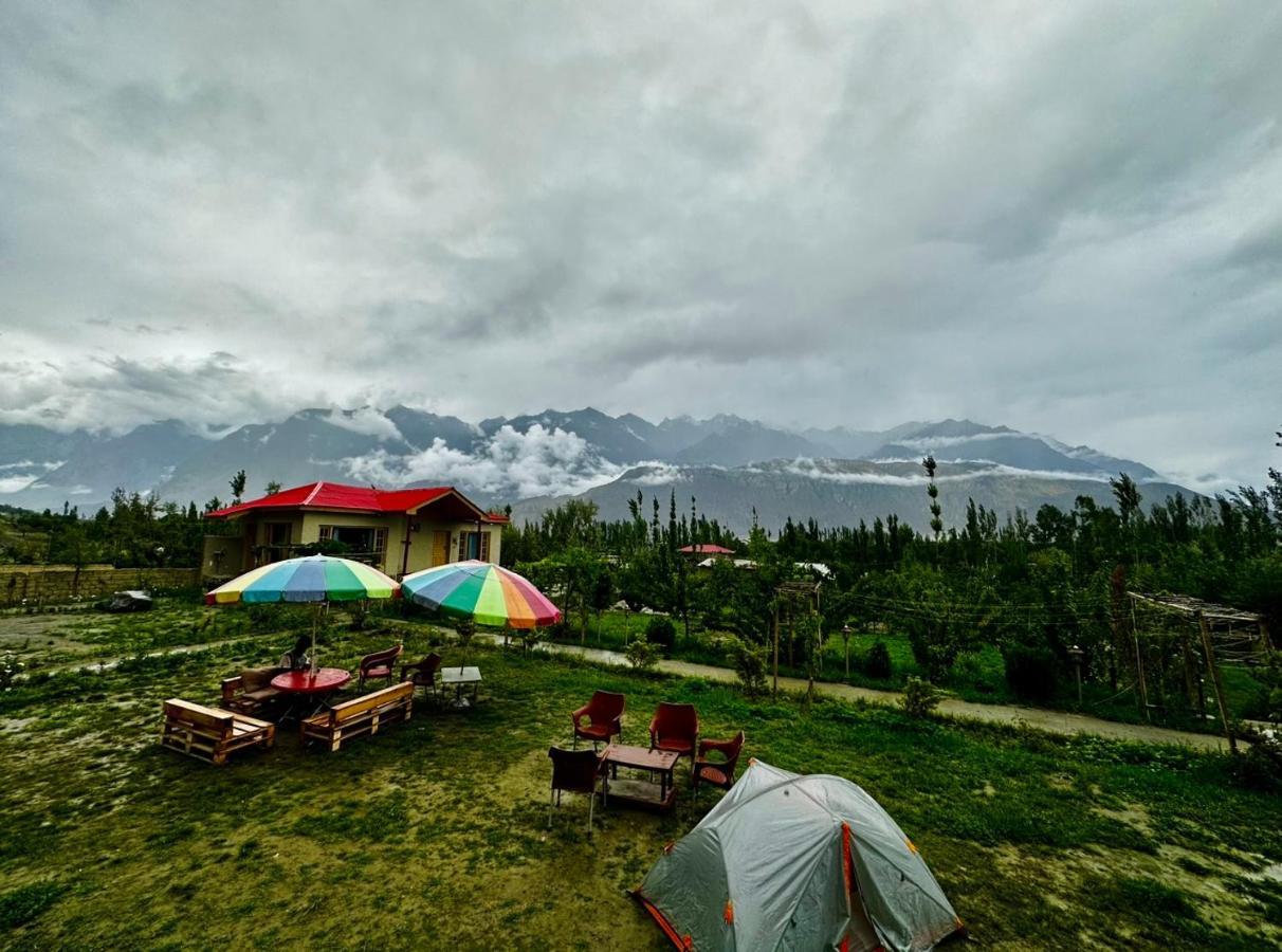 Orgventure Resorts Скарду Экстерьер фото